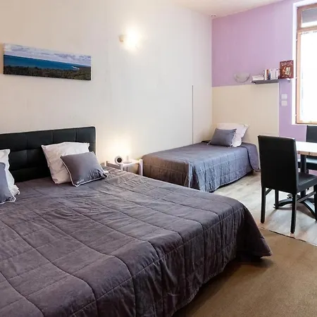 De La Gare 3* Latresne