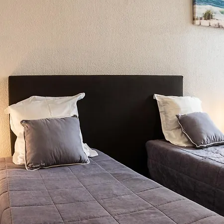 De La Gare 3* Latresne