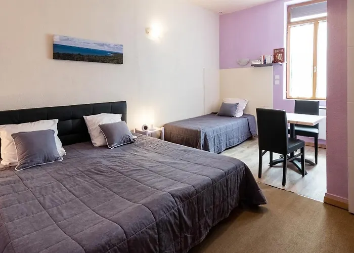 De La Gare 3* Latresne